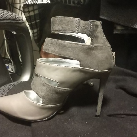 Luichiny strappy pumps - Picture 3 of 8